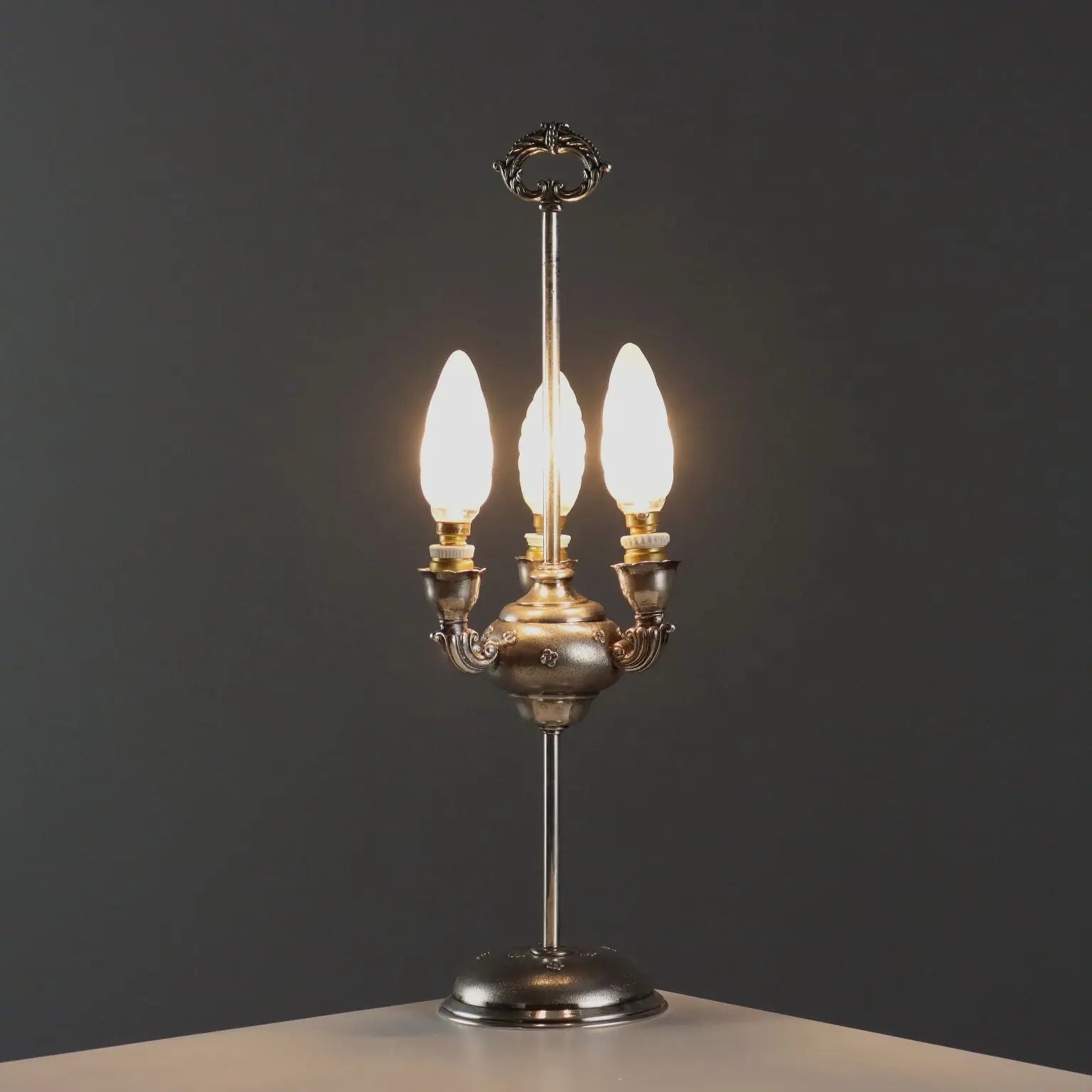 Antique Florentine Lamp Silver Flower Decorations Italy XX Century - Italy, Mid XX Century ca. | Antiques  Fancy Goods