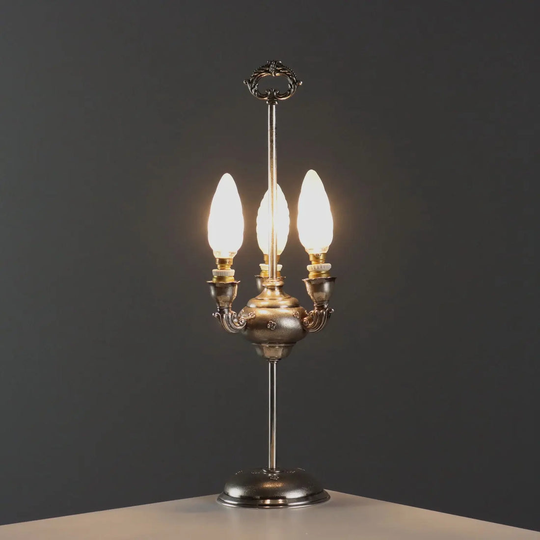 Antique Florentine Lamp Silver Flower Decorations Italy XX Century - Italy, Mid XX Century ca. | Antiques  Fancy Goods