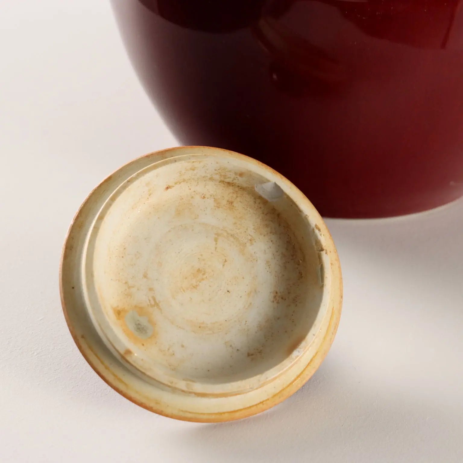 Ritual Red Porcelain Potiche - China 20th Century