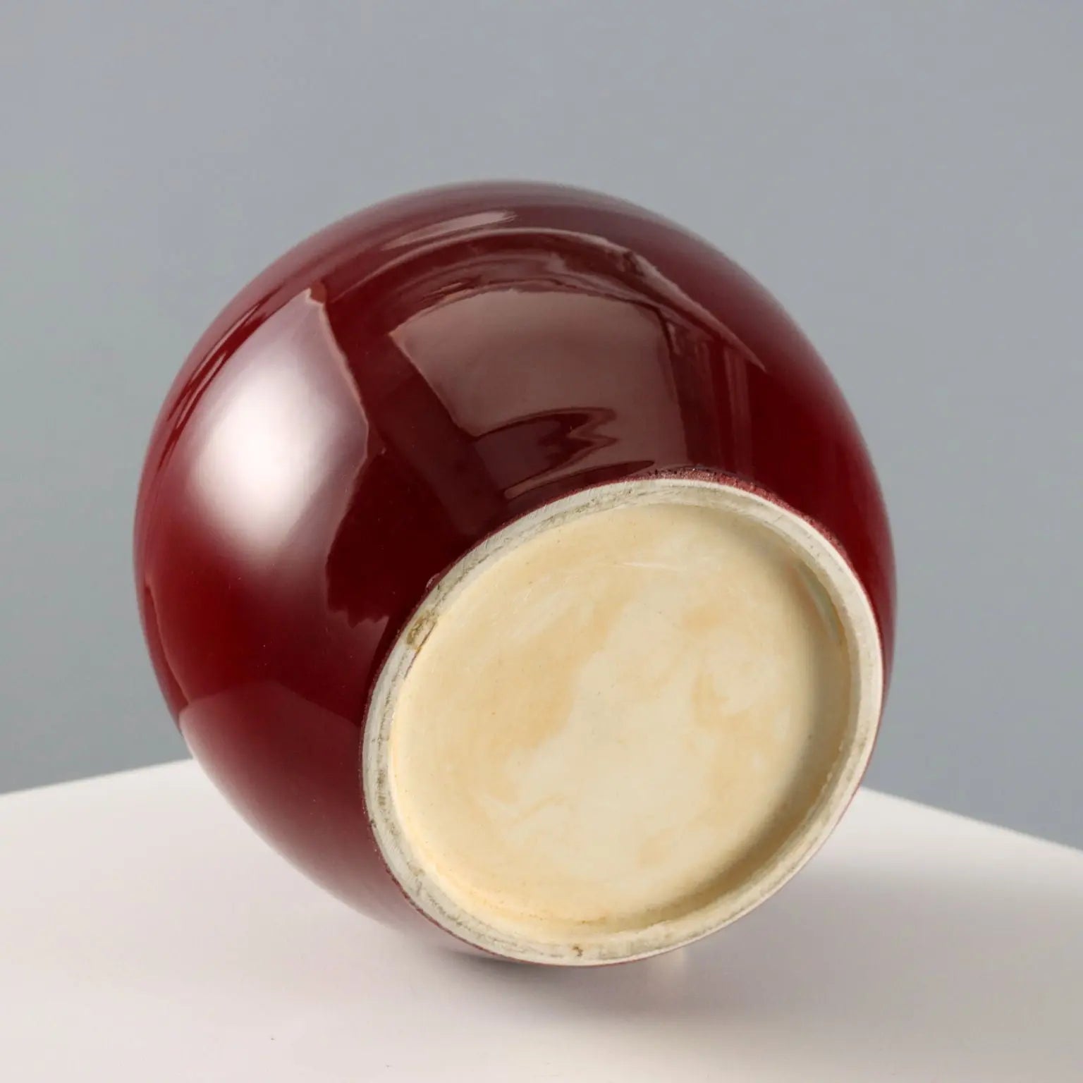 Ritual Red Porcelain Potiche - China 20th Century