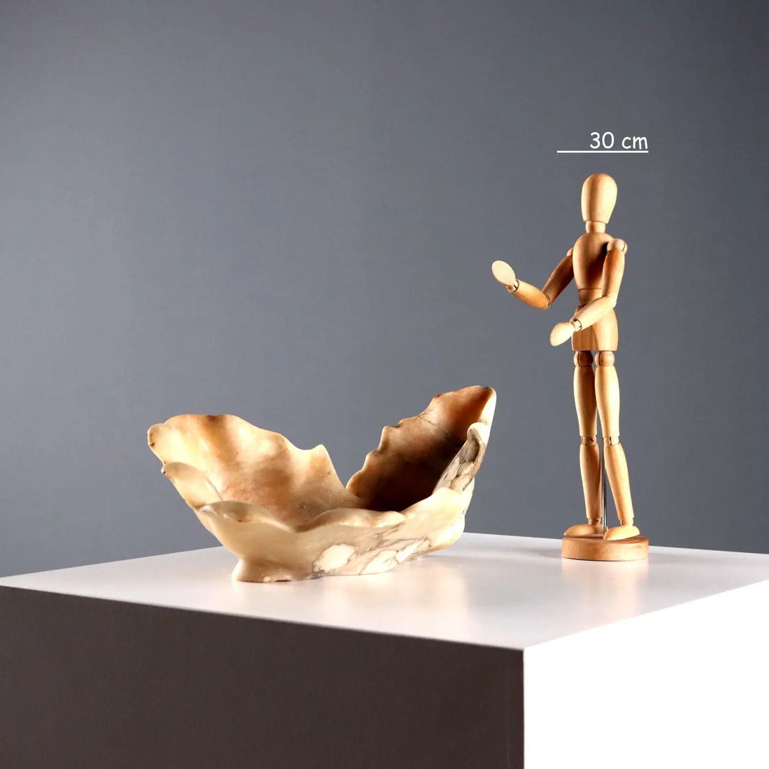 Alabaster Centerpiece in Shell Design