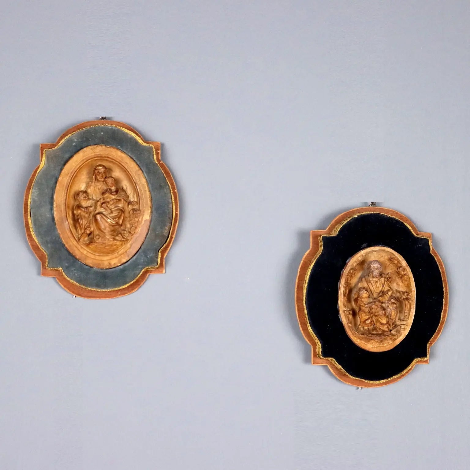 Antique Bas-Reliefs Patinated Plaster XIX-XX Century - Italy, Late XIX-Early XX Century | Antiques | Fancy Goods