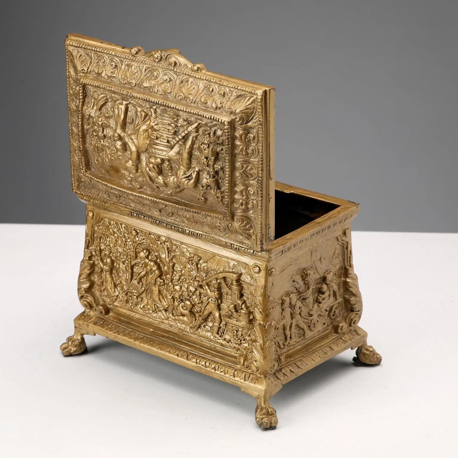 Antique Casket Bronze Labour Scenes Italy XX Century - Italy, Early XX Century | Antiques | Fancy Goods