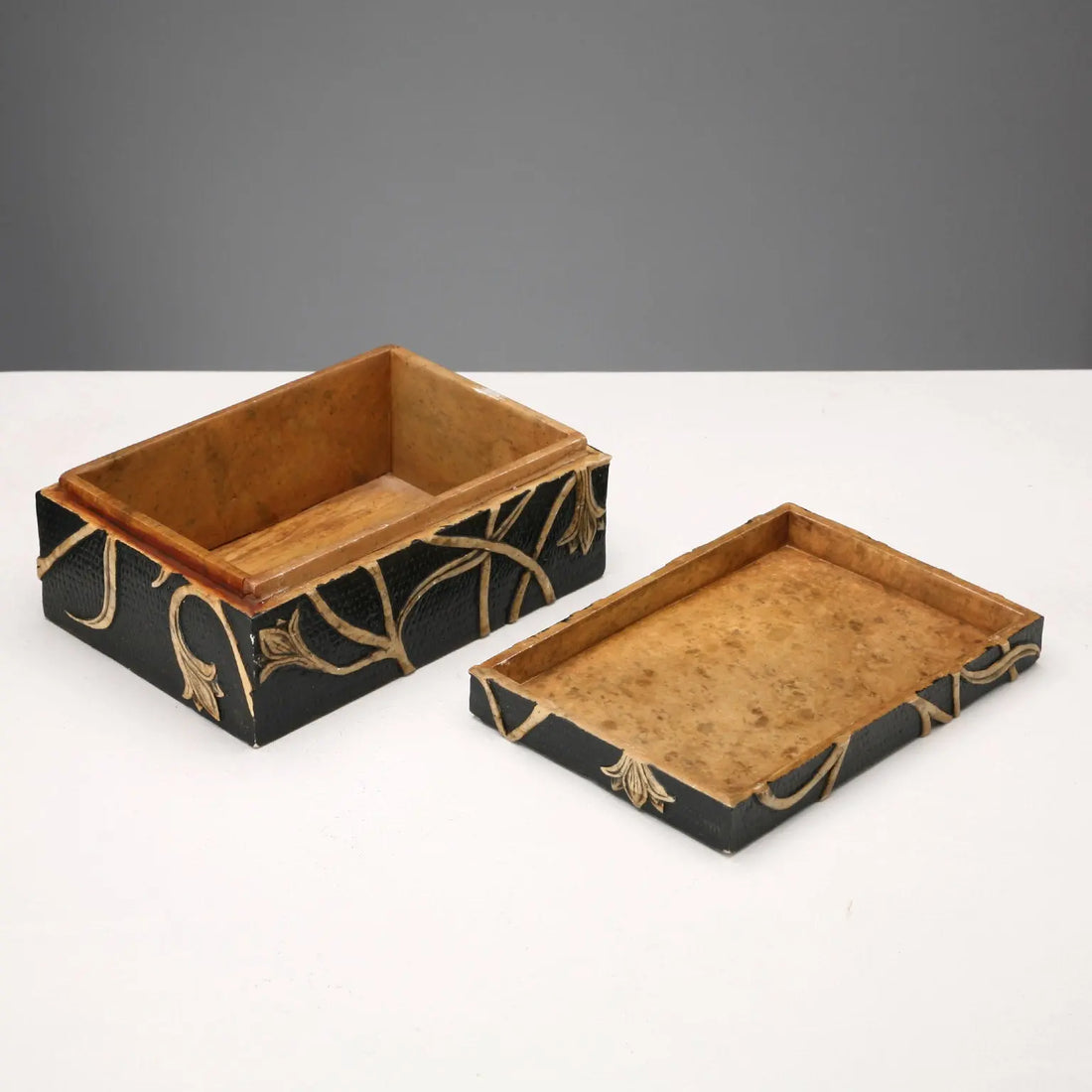 Antique Jewelry Casket Carved Stone India XX Century - India, XX Century | Antiques | Fancy Goods