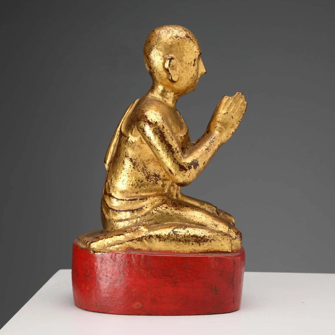 Antique Worshipper Carved Gilded Wood Myanmar XIX-XX Century - Burma, XIX-XX Century | Antiques | Fancy Goods