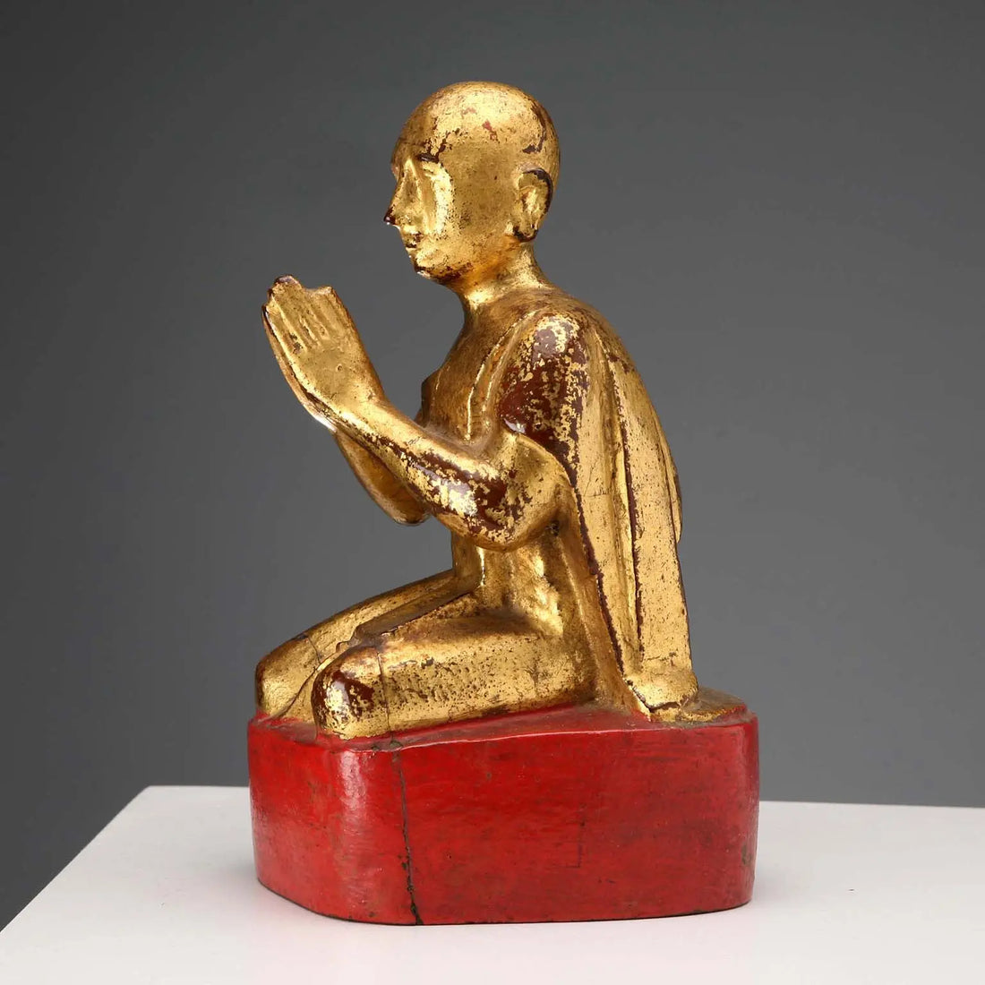 Antique Worshipper Carved Gilded Wood Myanmar XIX-XX Century - Burma, XIX-XX Century | Antiques | Fancy Goods