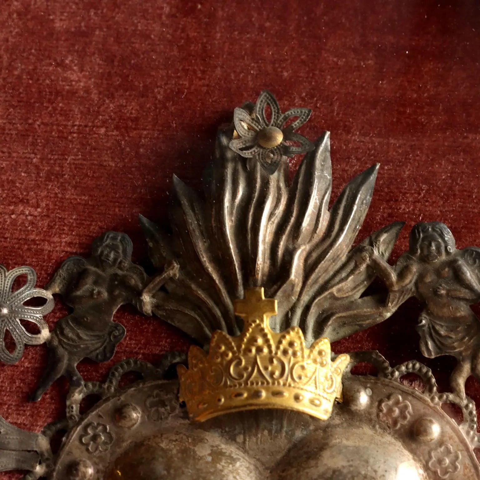 The Sacred Heart Silver Ex Voto Glass Italy XX Century - Italy, Early XX Century | Antiques | Fancy Goods