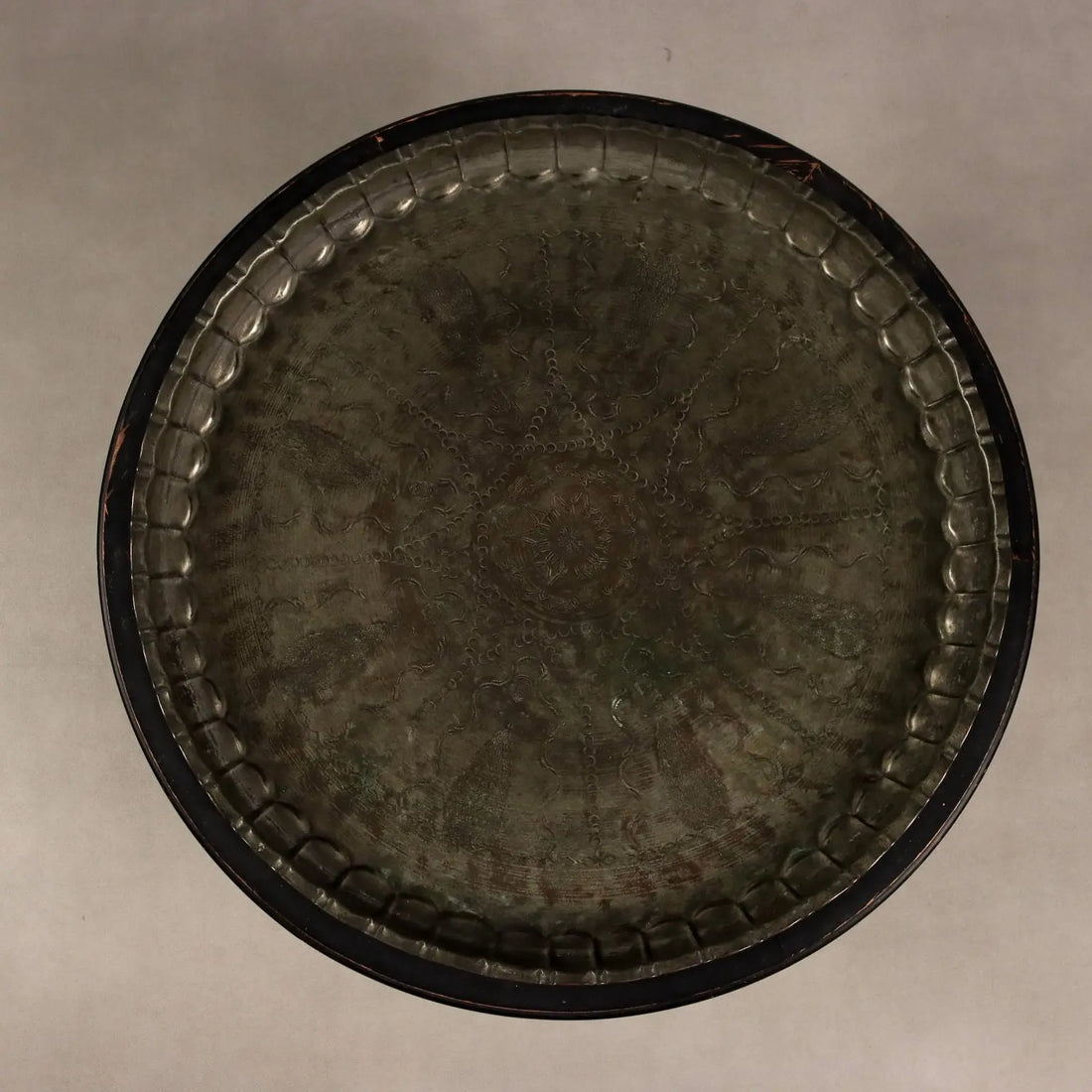 Large Antique Tray Copper Decorations Middle East XX Century - Middle East 20th Century | Antiques | Fancy Goods