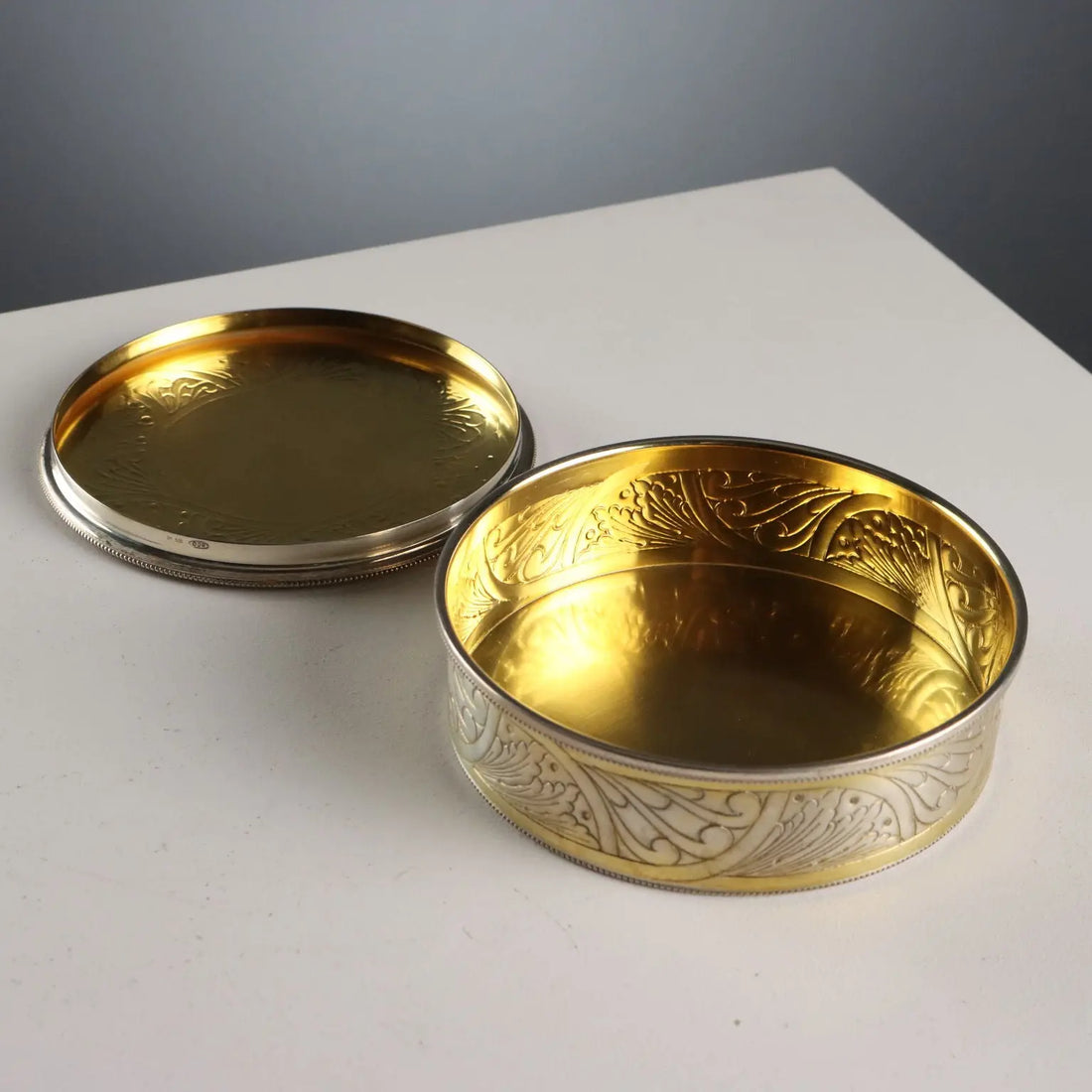 Morini Manufacture's Silver Snuff Box Italy XX Century