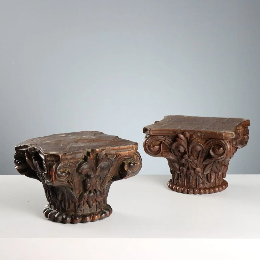 Antique Capitals Carved Chestnut Elm Italy XIX-XX Century