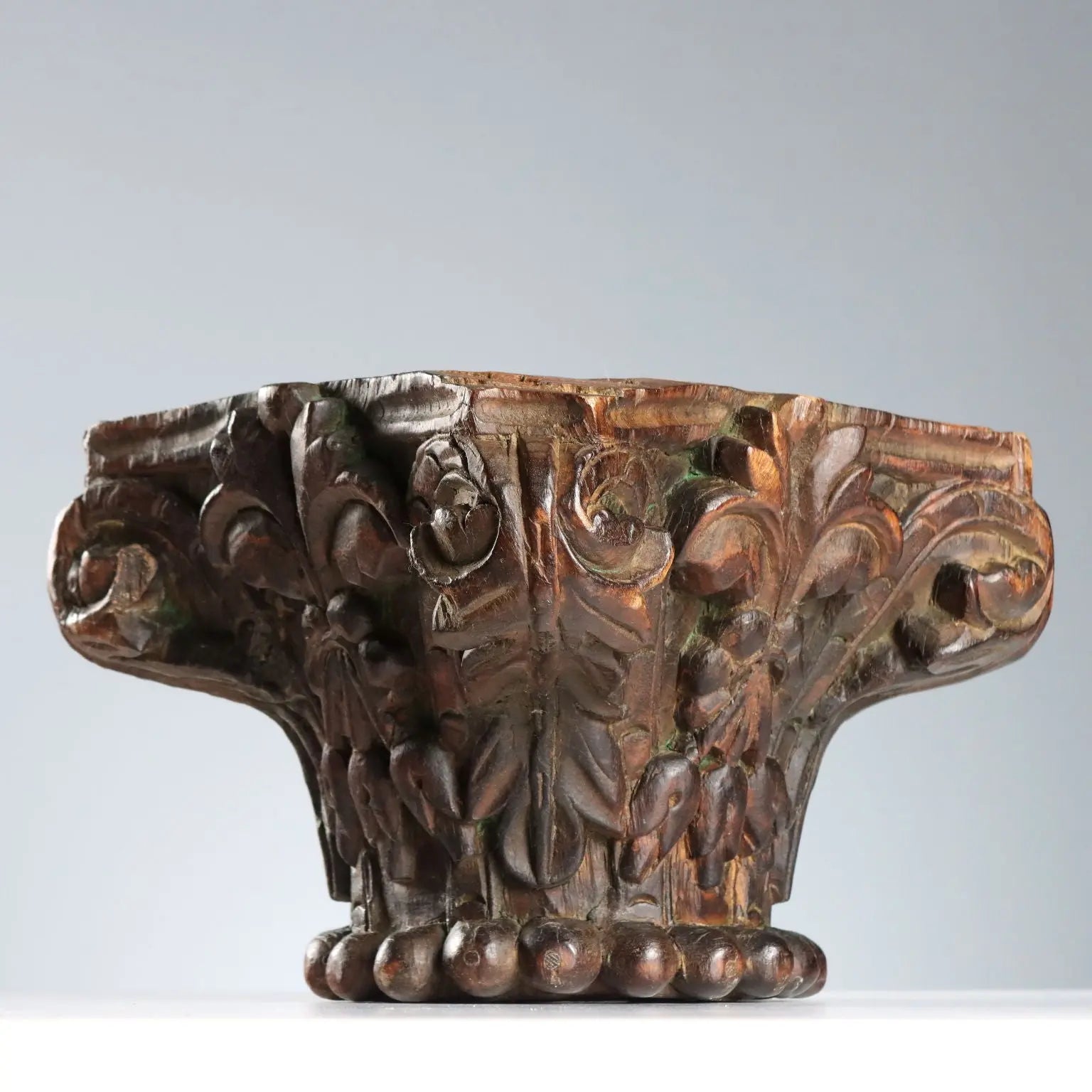 Antique Capitals Carved Chestnut Elm Italy XIX-XX Century