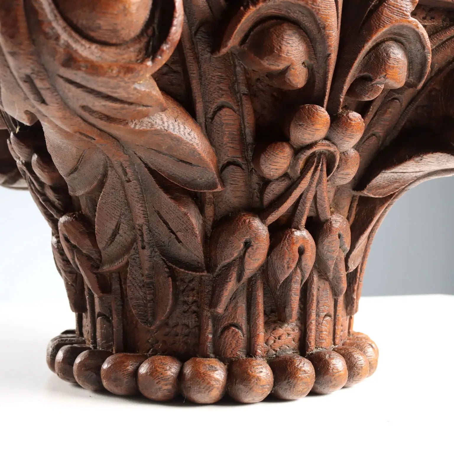 Antique Capitals Carved Chestnut Elm Italy XIX-XX Century