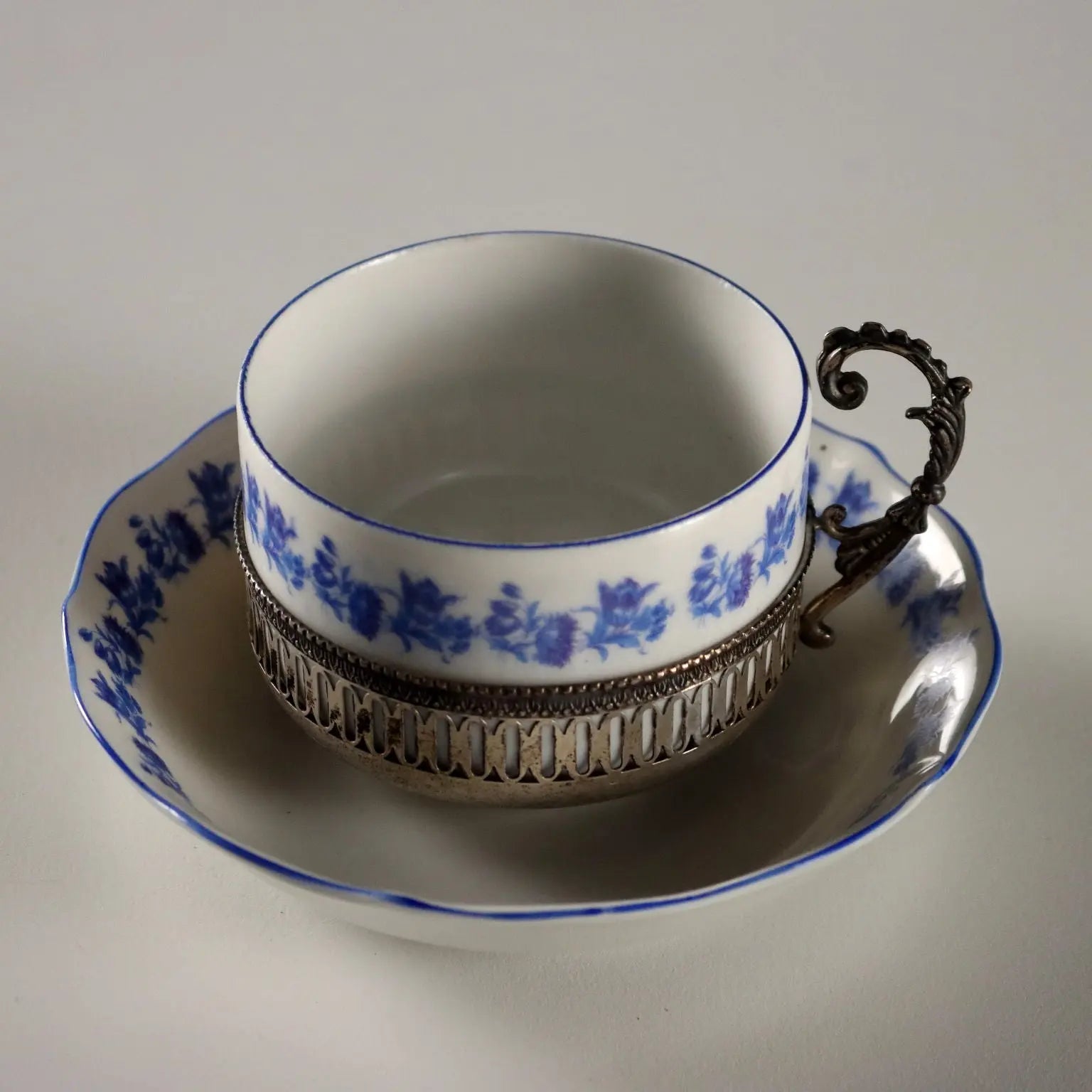 Vintage Cups and Mugs Hutschenreuther Porcelain XX Century - Italy, Mid XX Century | Antiques | Fancy Goods