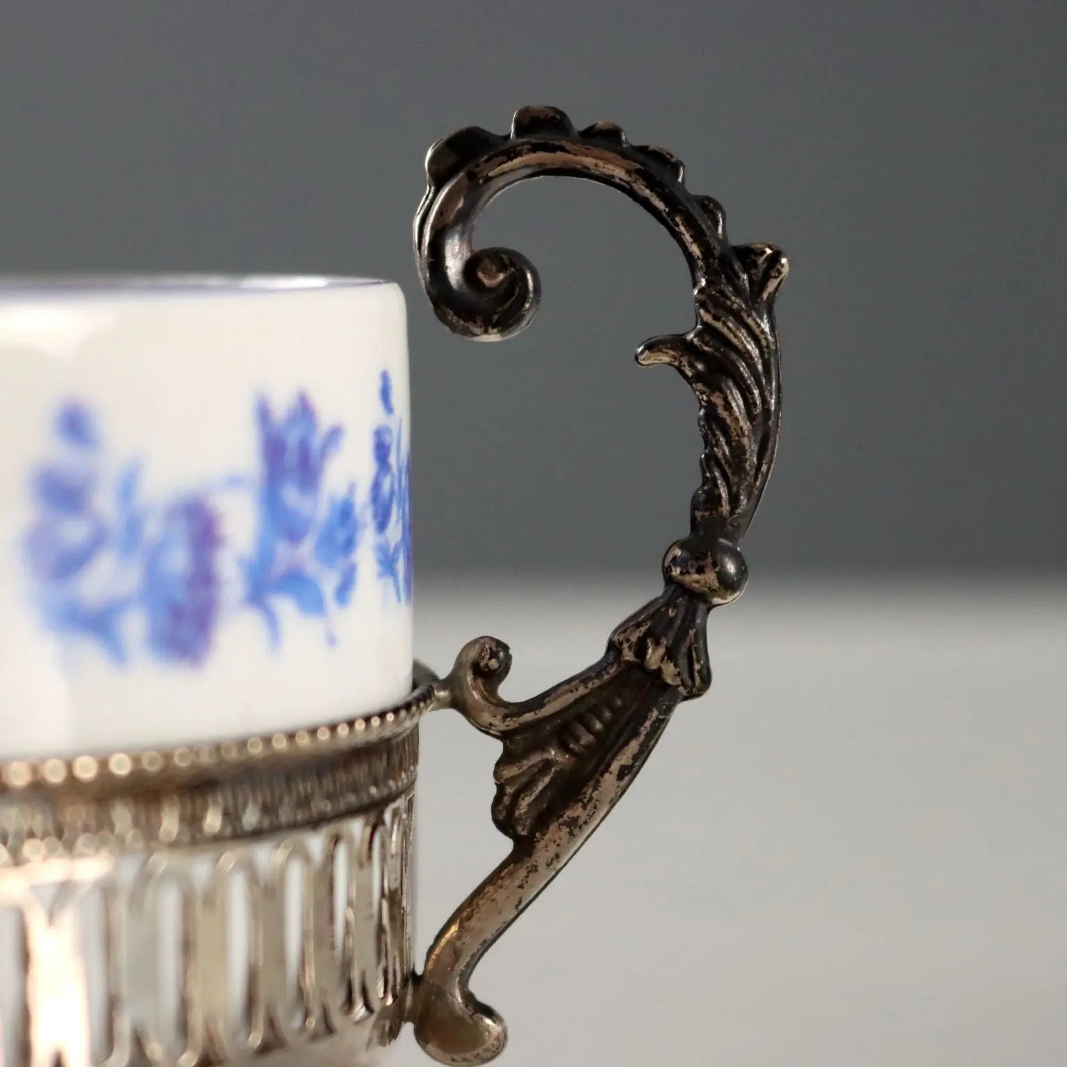 Vintage Cups and Mugs Hutschenreuther Porcelain XX Century - Italy, Mid XX Century | Antiques | Fancy Goods