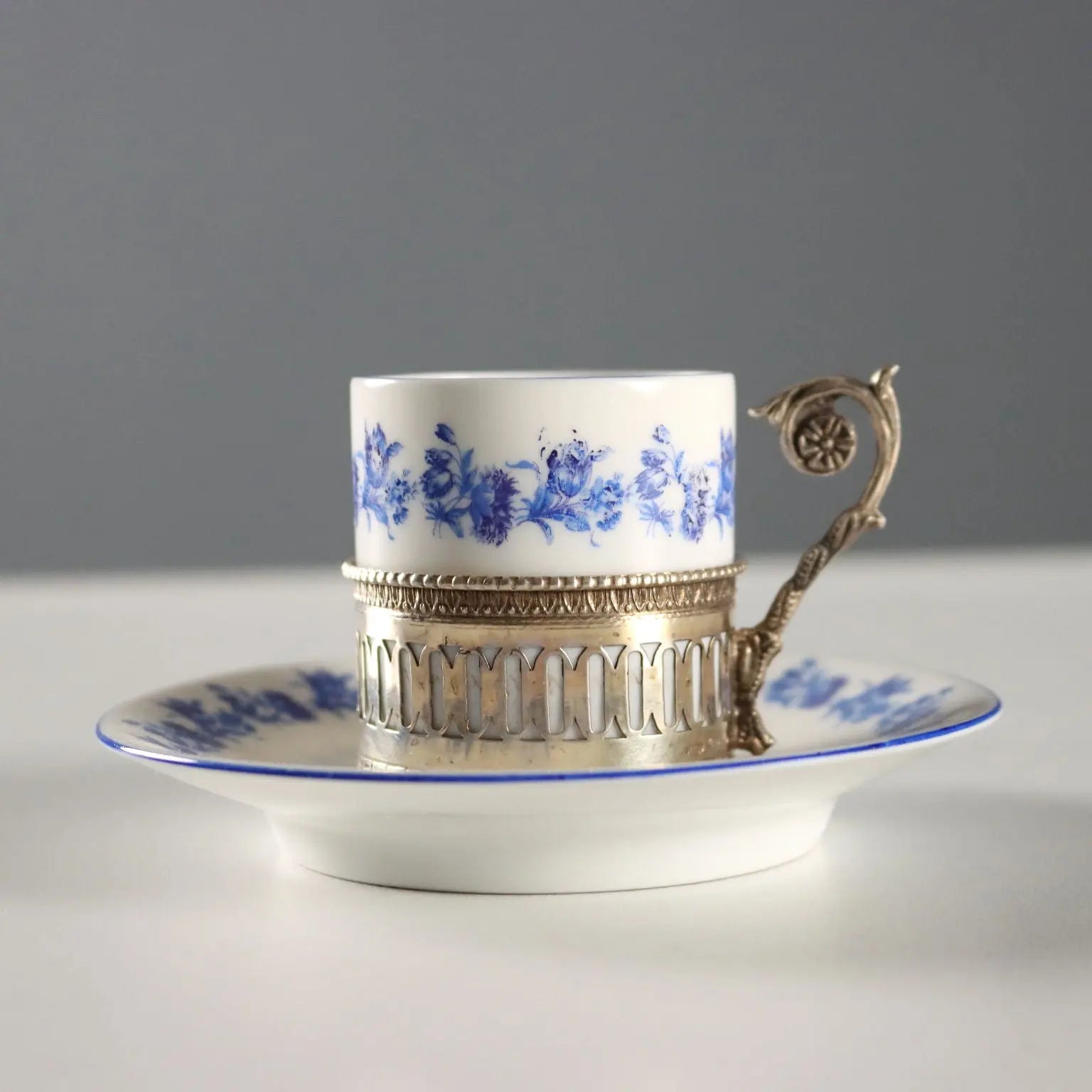 Vintage Cups and Mugs Hutschenreuther Porcelain XX Century - Italy, Mid XX Century | Antiques | Fancy Goods