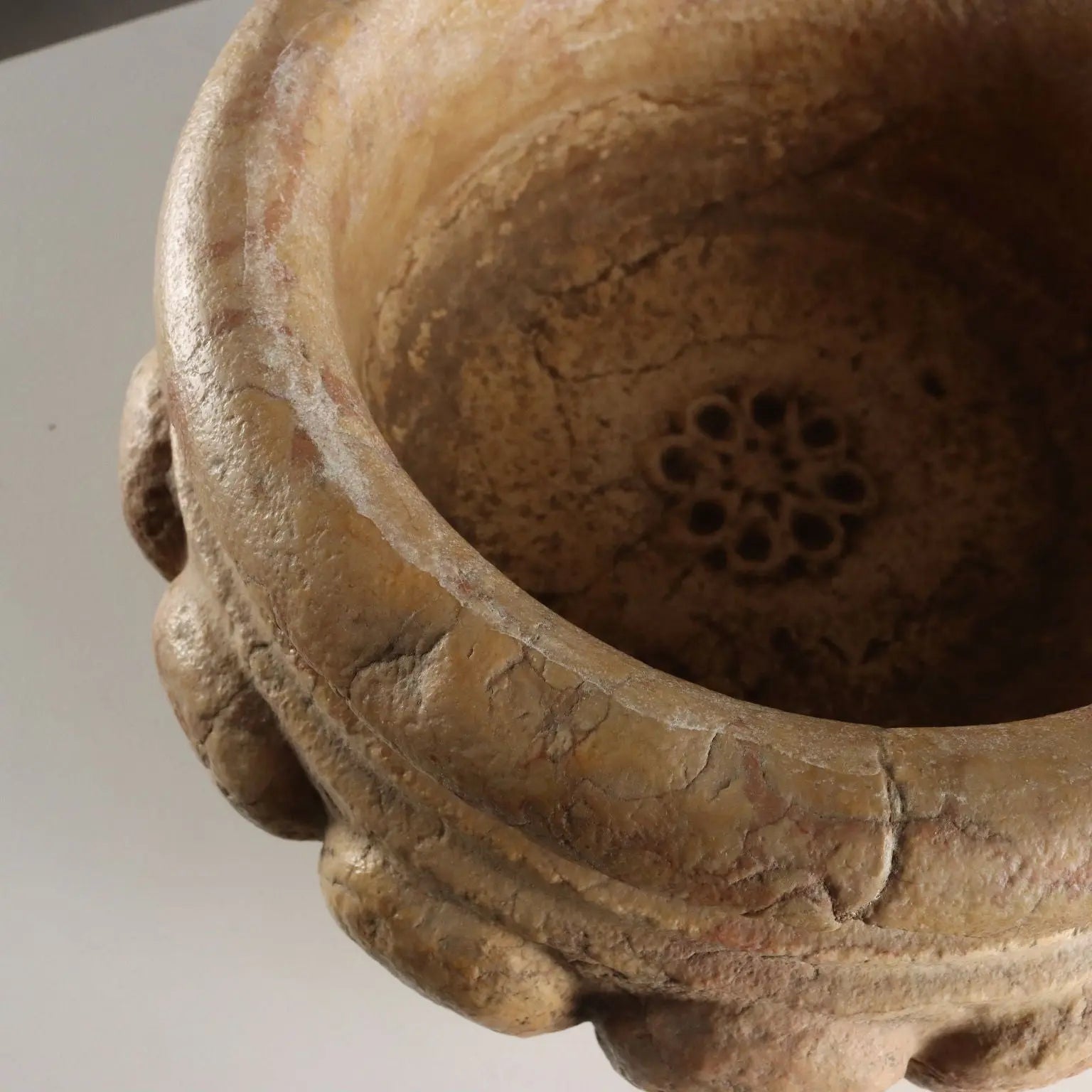 Antique Basin Stone with Rosette Circular Italy XX Century - Italy, Early XX Century | Antiques | Fancy Goods