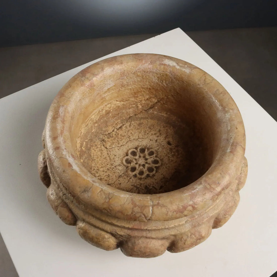 Antique Basin Stone with Rosette Circular Italy XX Century - Italy, Early XX Century | Antiques | Fancy Goods