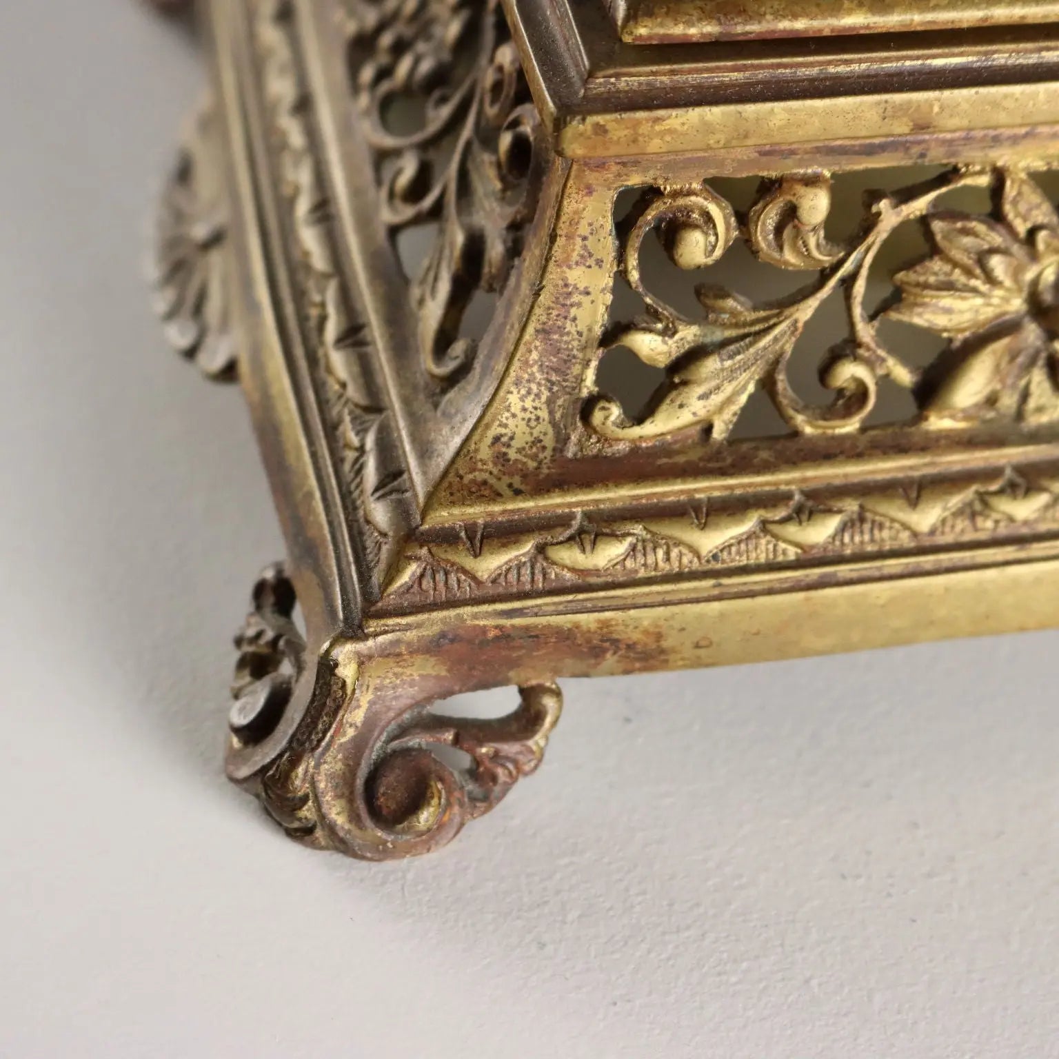 Antique Inkwell Carved Gilded Bronze Europe XIX-XX Century