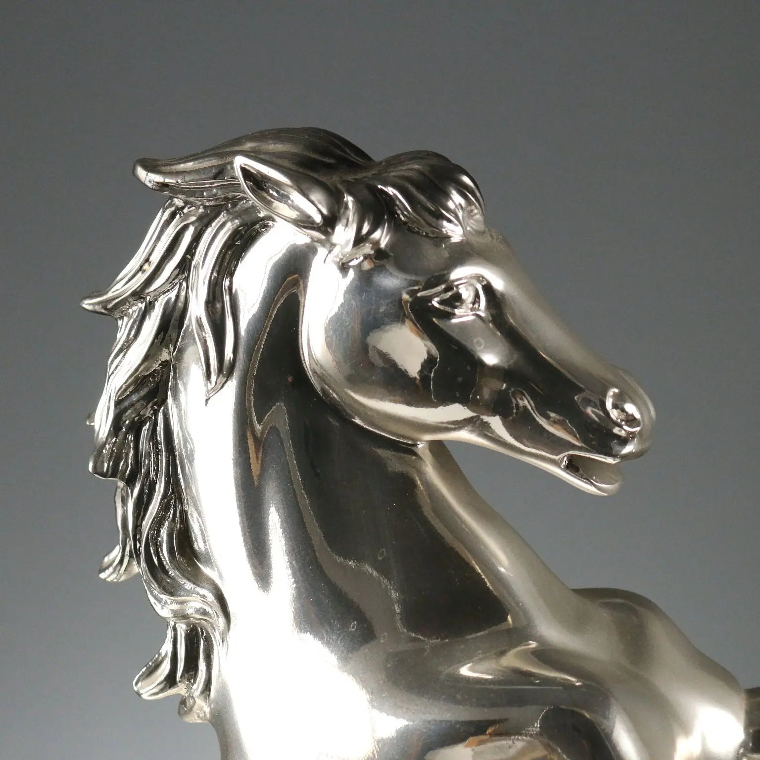 Vintage Sculptural Clock Silver Sheeth Ottaviani Italy 1990s