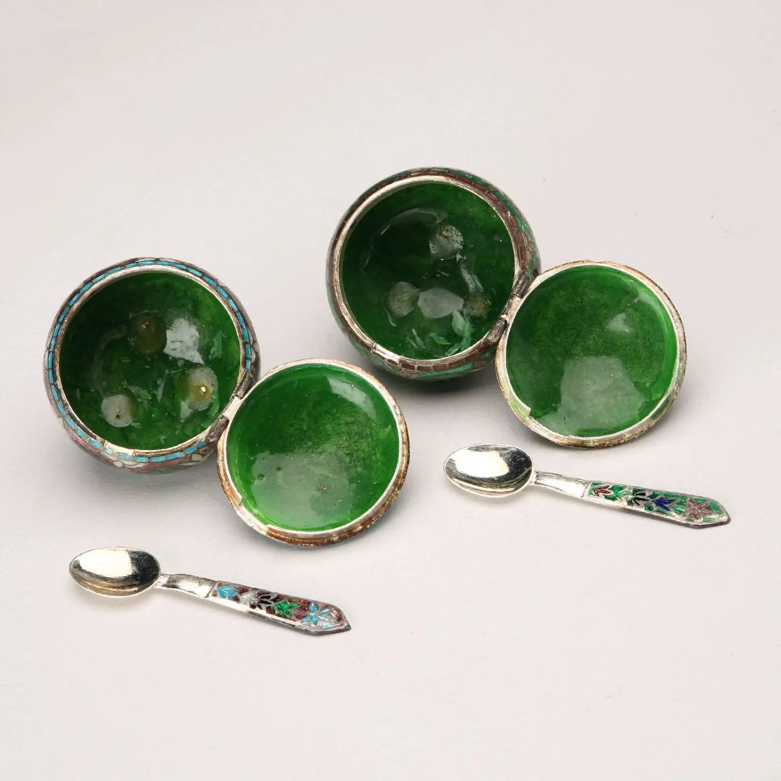 Antique Salt Shakers Silver and Enamels Europe Early XX Century