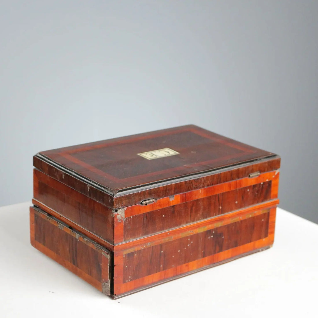 Vintage Travel Box Bois de Violette United Kingdom XIX Century