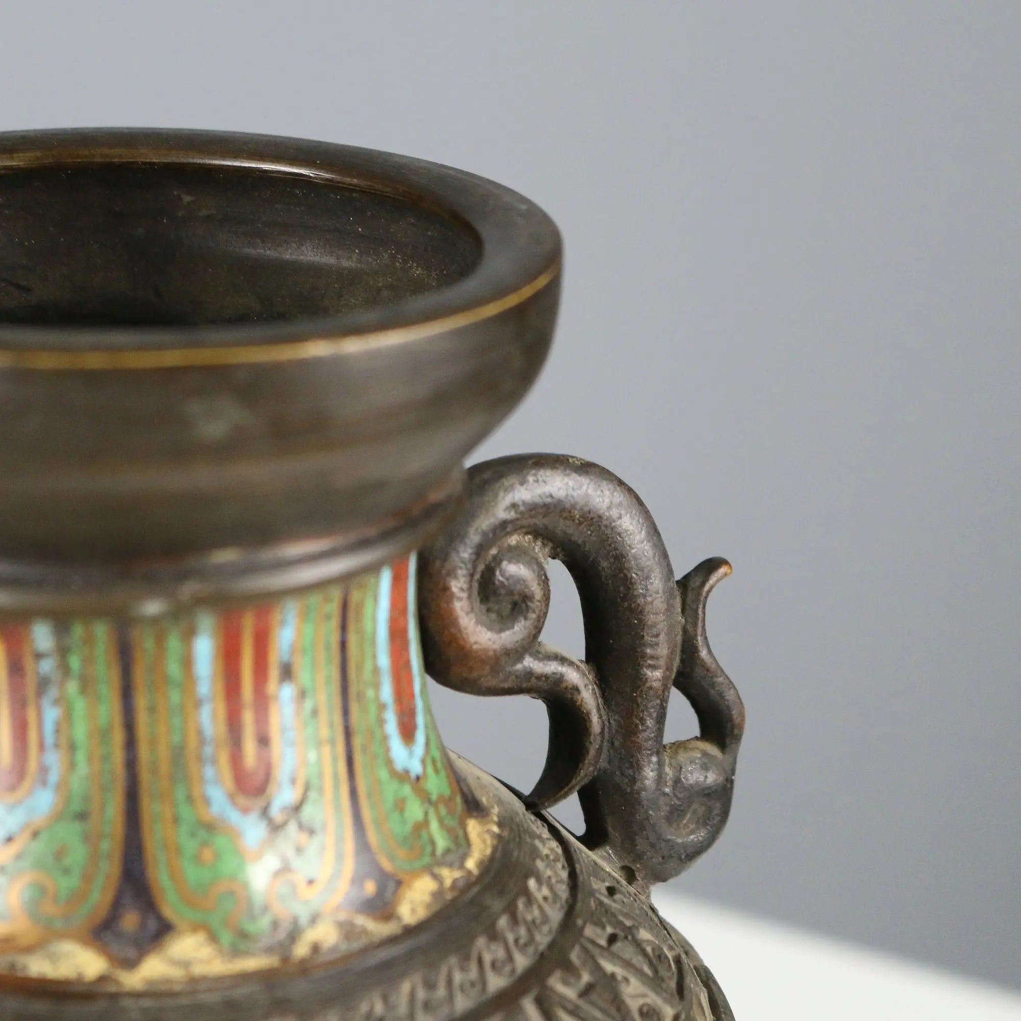 Antique Cloisonné Vase Decorated Bronze Japan XIX Century