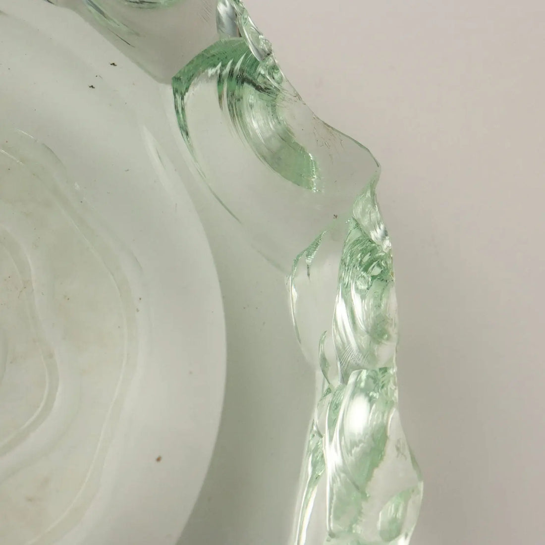 Centerpiece in Chiseled Glass Italy 1950s - Italy, 1950s | Modernism | 