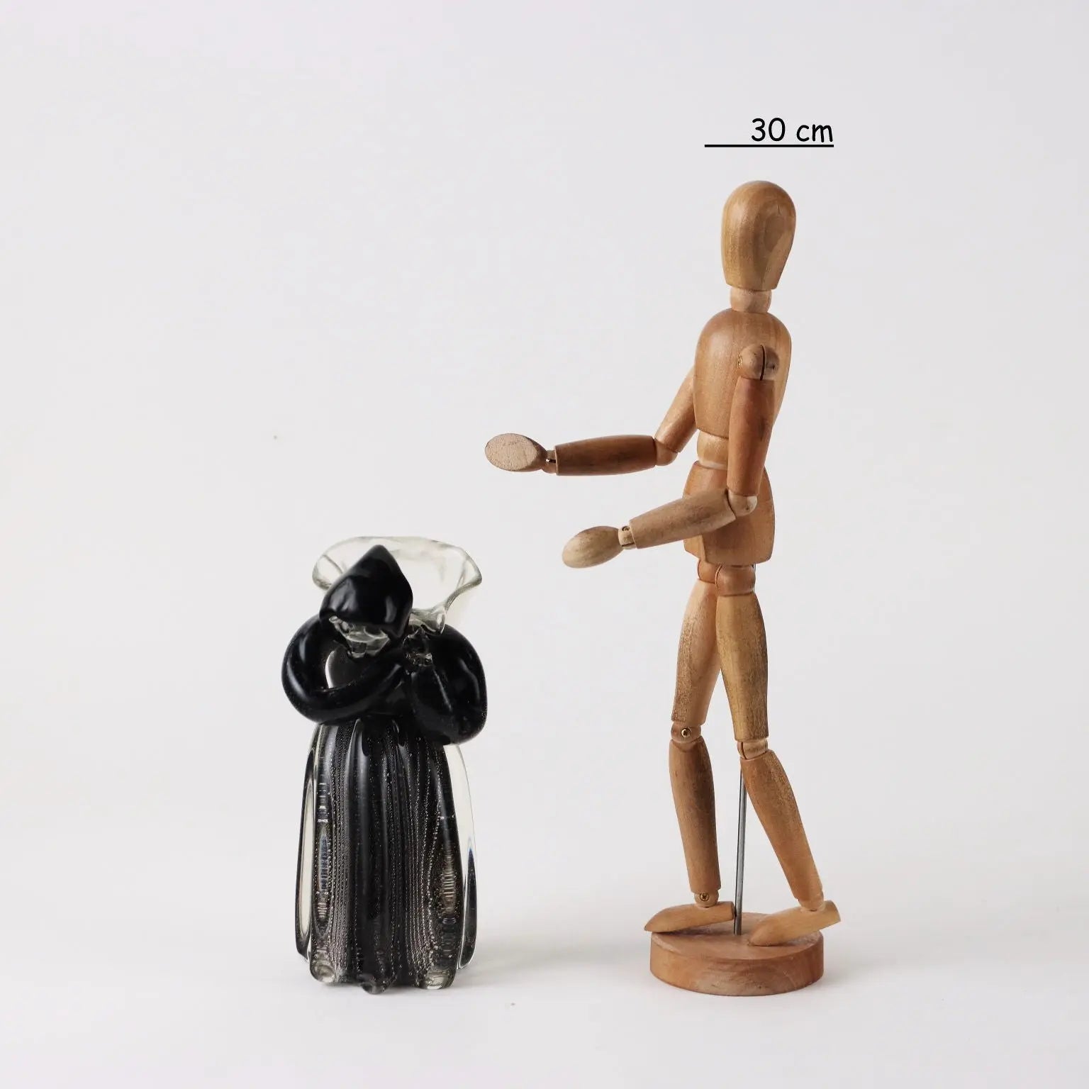 Woman with Pannier Murano Glass Italy XX Century - Italy, Mid 900 ca | Modernism | 