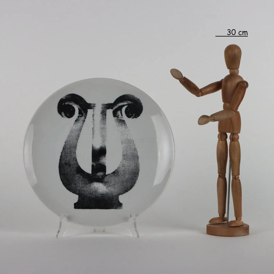 Vintage Plate P. Fornasetti Tema e Variazioni 1960s Porcelain - Italy, 1960s | Modernism | 