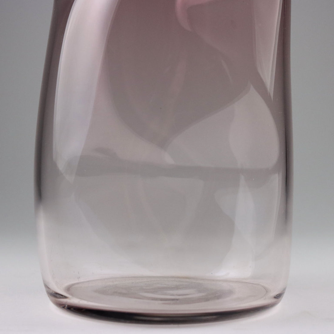 Vintage 1980s Vase Glass Man. Barbini Murano - Italy, 1980s | Modernism  