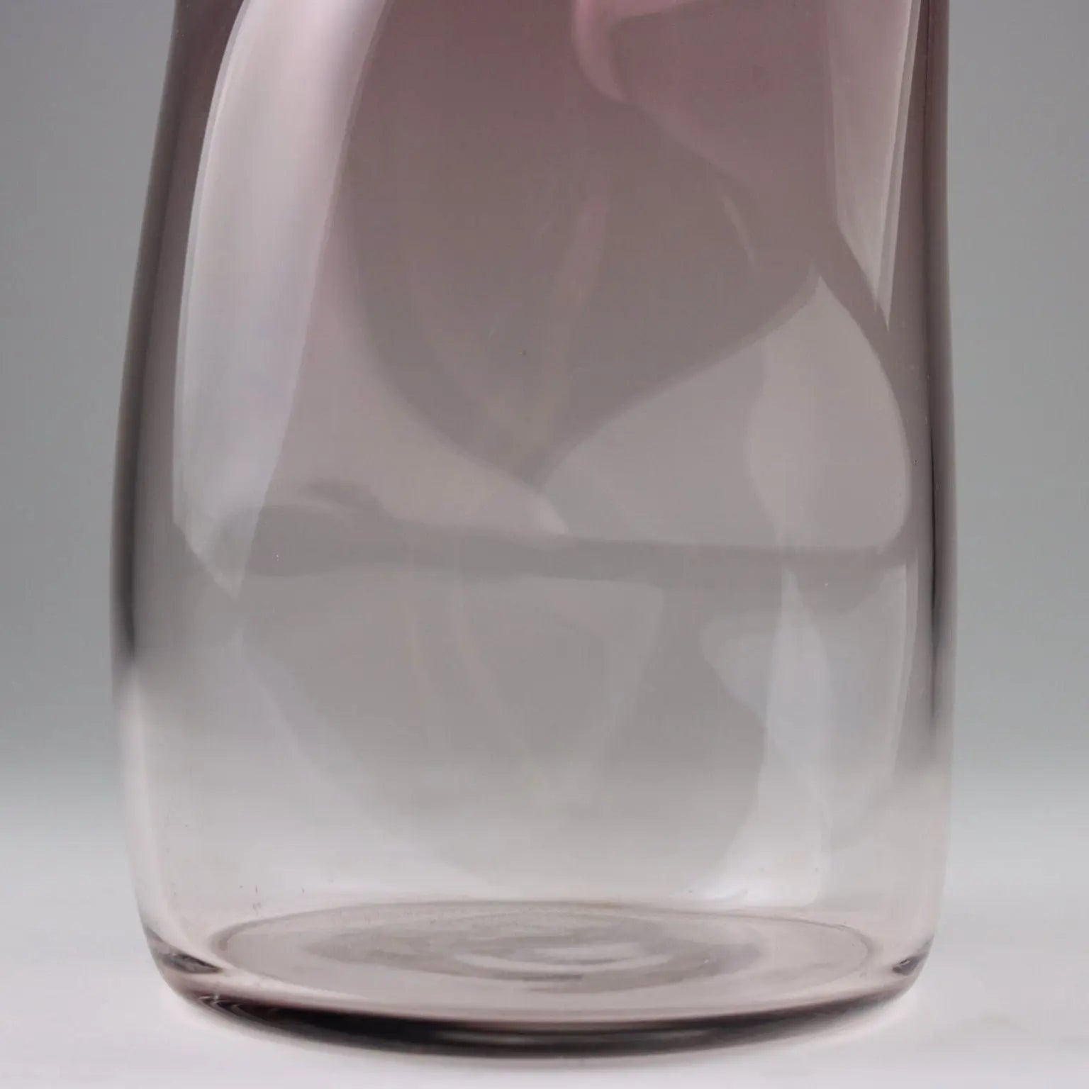Vintage 1980s Vase Glass Man. Barbini Murano - Italy, 1980s | Modernism | 