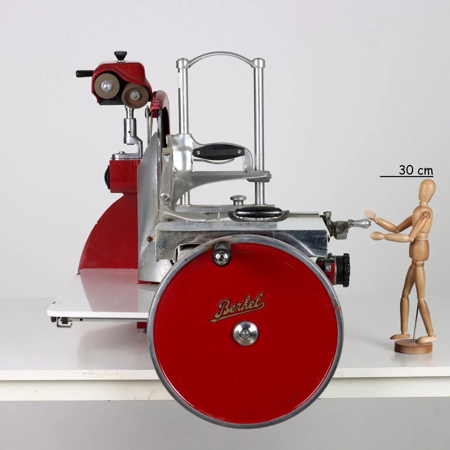 Vintage Slicer Berkel Style Metal Europe XX Century - Europa, XX Century | Modernism | 