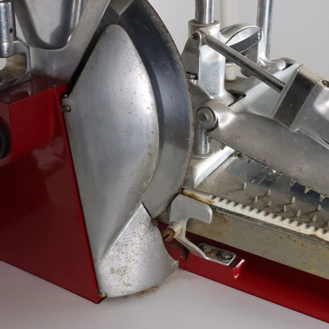 Vintage Slicer Berkel Style Metal Europe XX Century - Europa, XX Century | Modernism | 