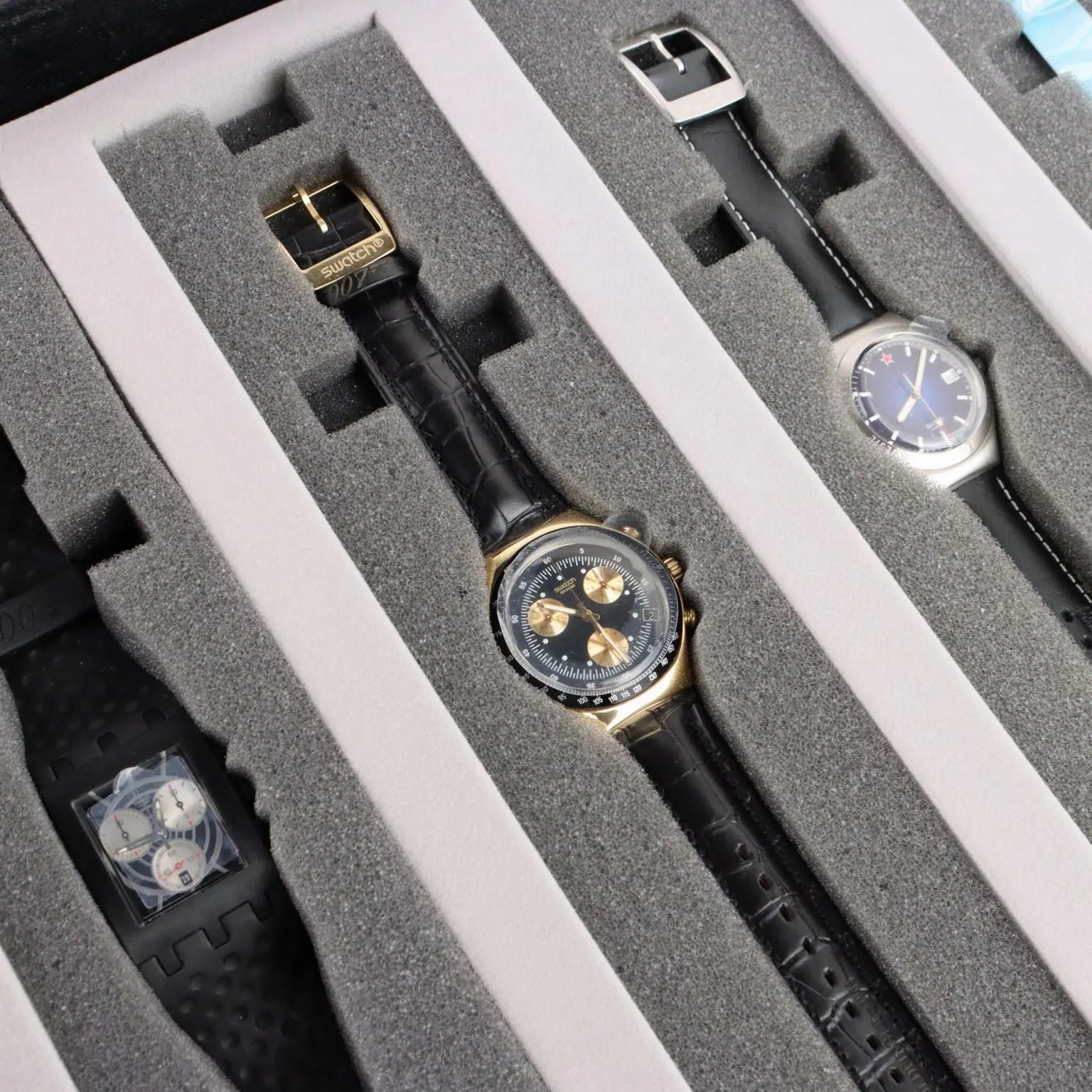 Swatch 007 James Bond Case with 20 Watches Vintage Switzerland | Modernism | 
