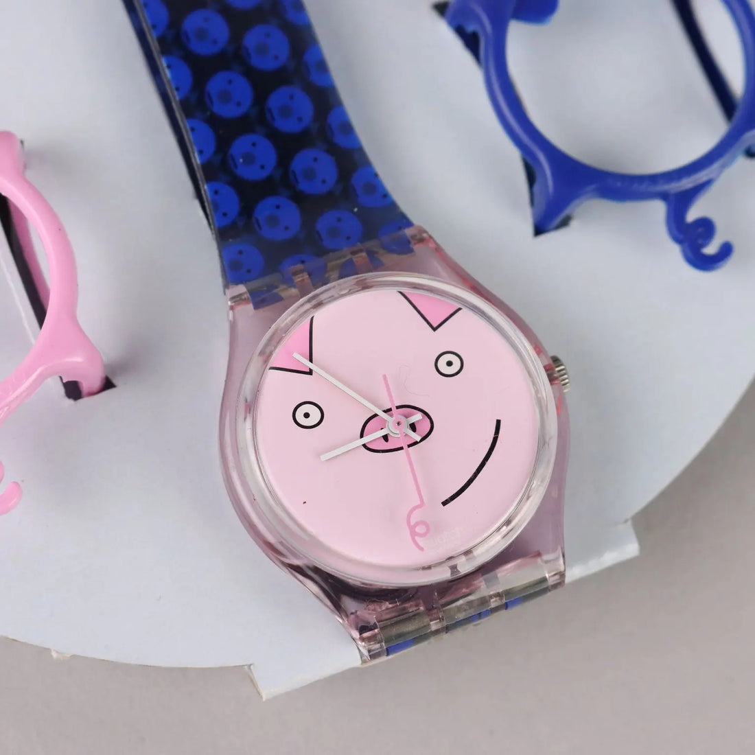 Swatch Happy Pig GZ 155 Vintage with Case Plastic Switzerland 1997 - Switzerland, 1997 | Modernism | 