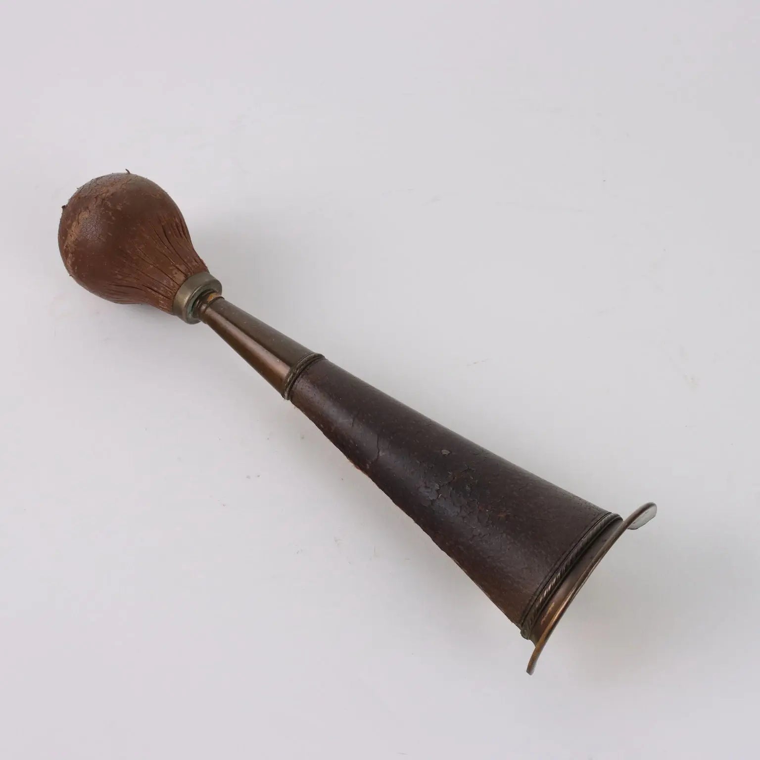 Vintage Gucci Shoe Brush Leather Brass Italy 1960s - Italy, 1960s | Modernism | 