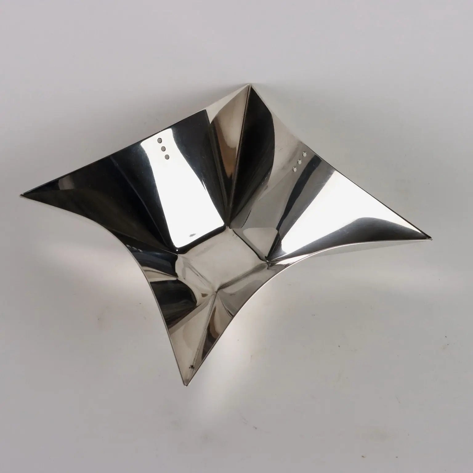 Vintage Centerpiece Lino Sabattini Stainless Steel Italy 1970s - Italy, 1970s | Modernism | 