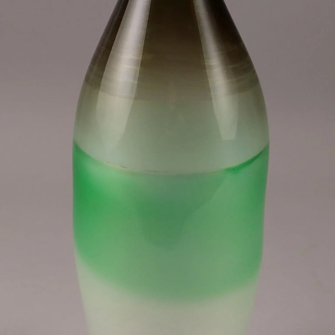 Vintage Vase Green Glass Northern Europe 1960s - Northern Europe, 1960s | Modernism | 