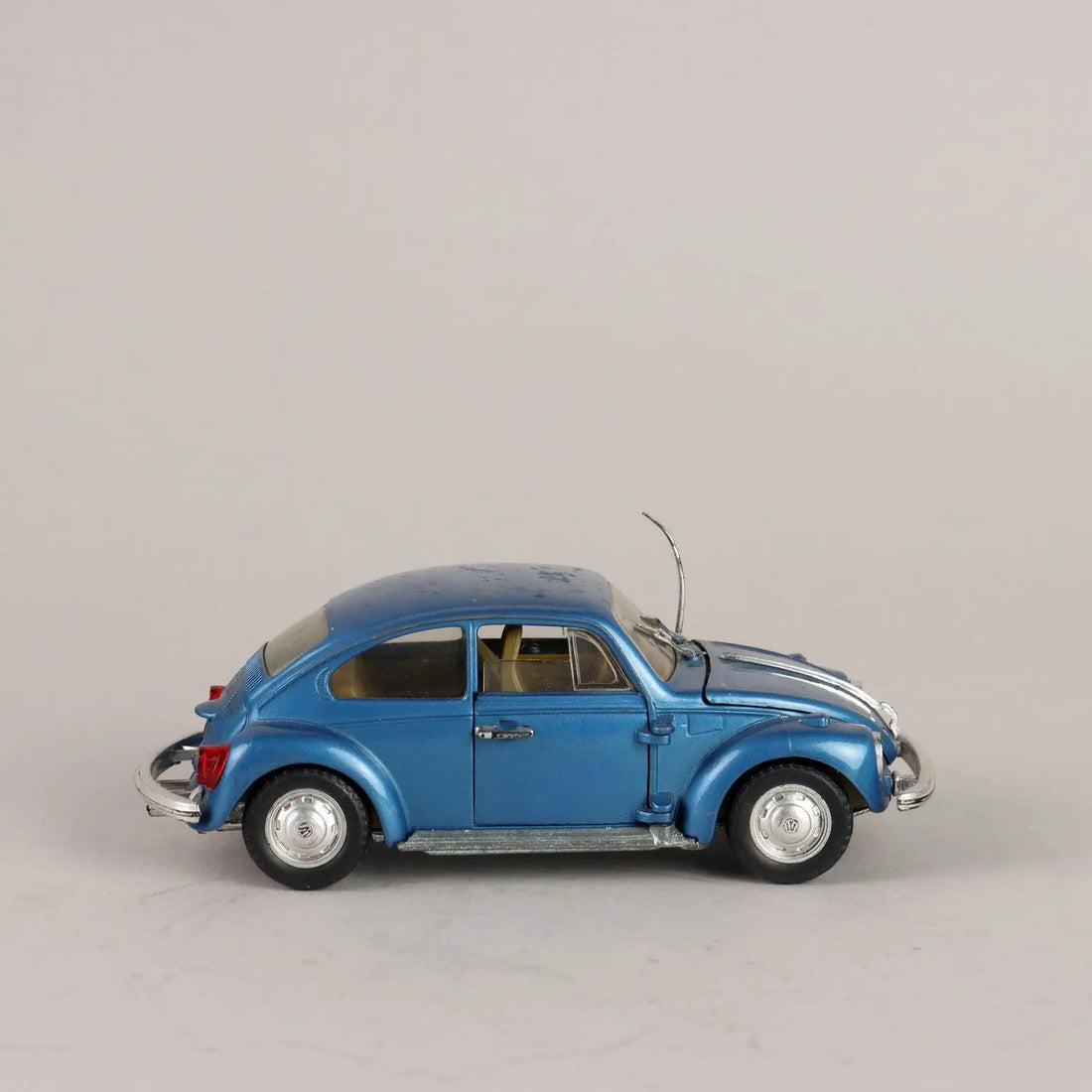 Volkswagen Beetle Polistil In Scale Model 1/25 Openable Parts 1970s - Italy, 1970s | Modernism | 
