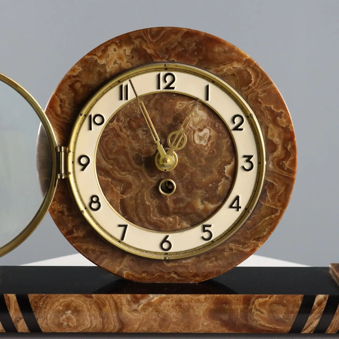 Antique Table Clock Art Deco Marble Onyx Italy 1930s-1940s - Italy, 1930s-1940s | Modernism | 