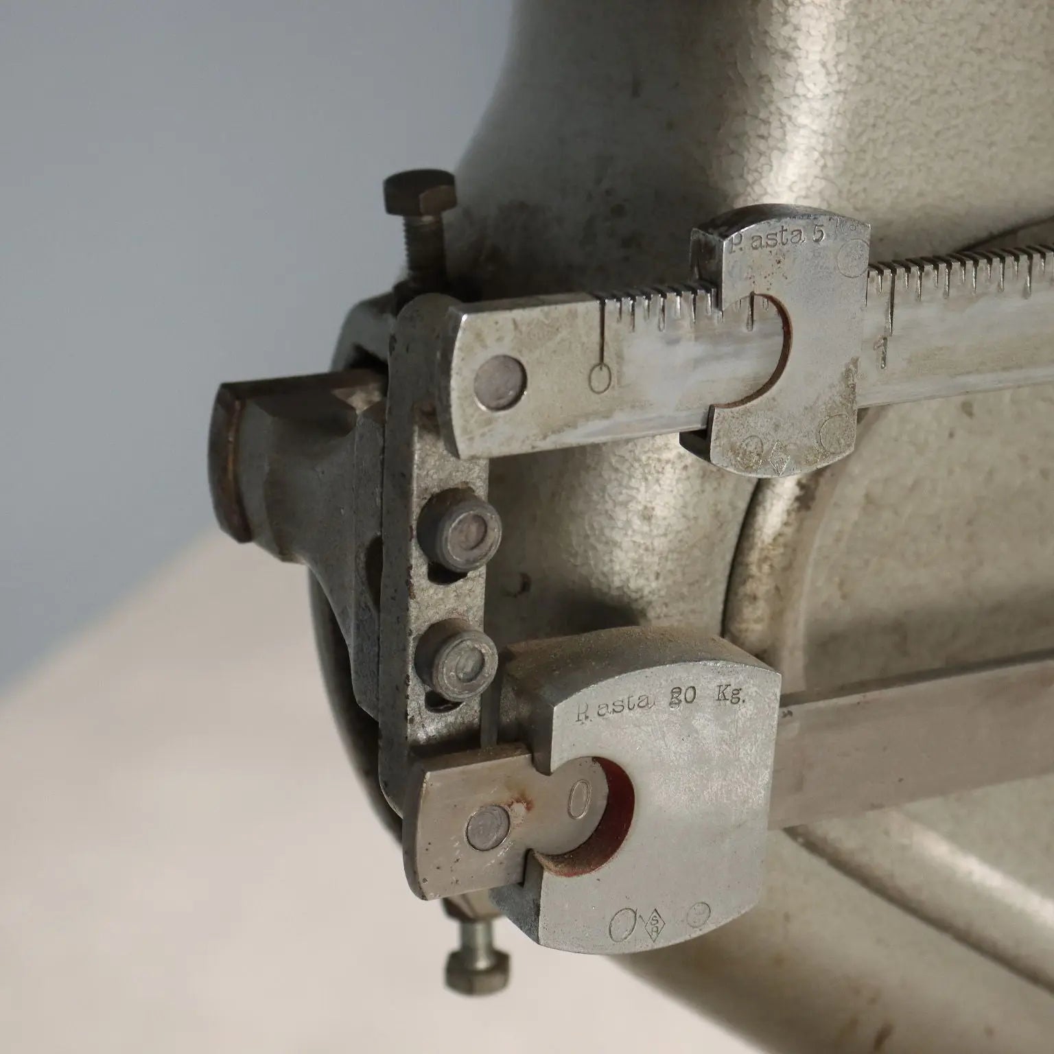 Alfa Bilici Varese Scales Iron Metal Brass Italy XX Century - Italy, XX Century | Modernism | 