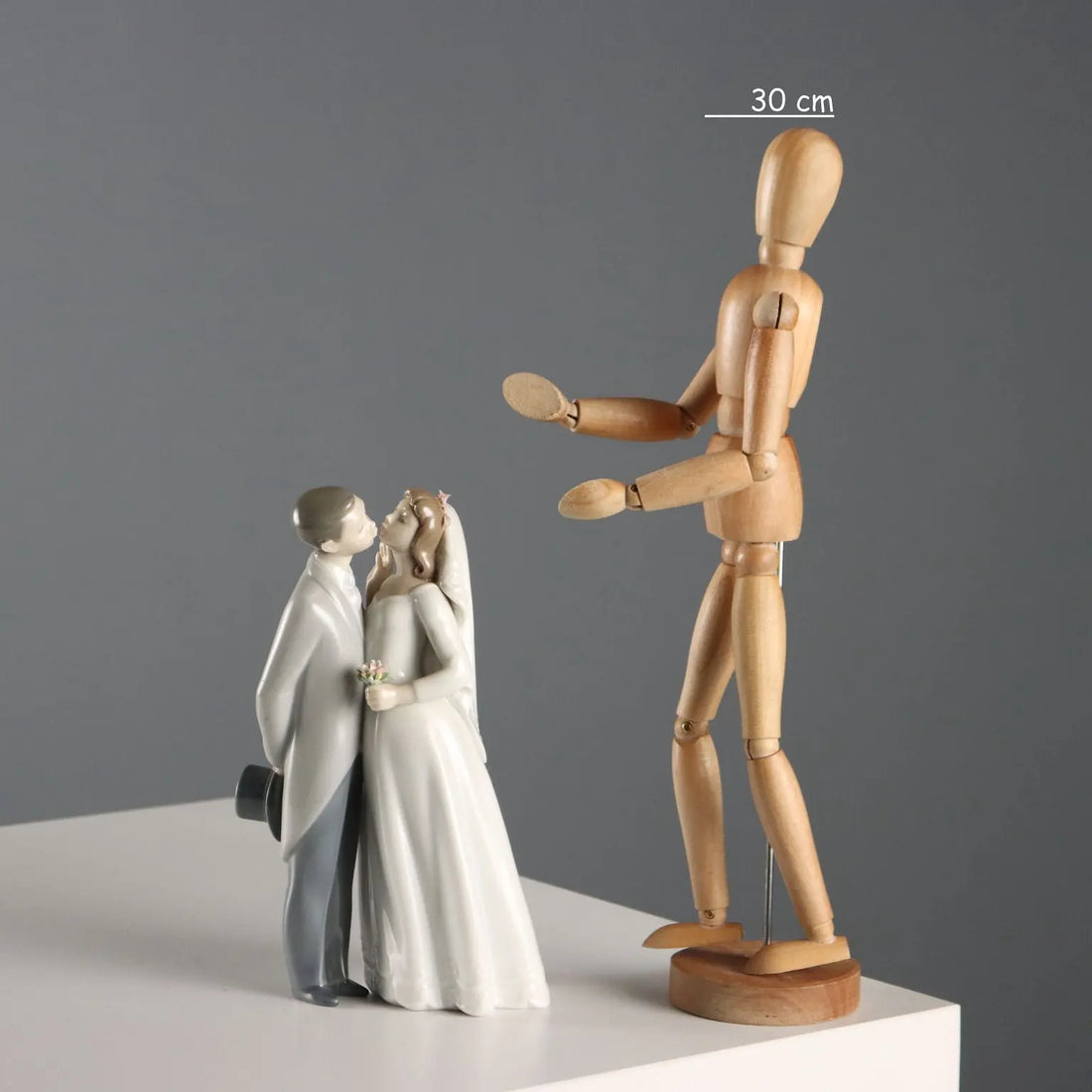Vintage Porcelain Sculpture Married Couple Lladro Spain XX Century - Spain, XX Century | Modernism | 