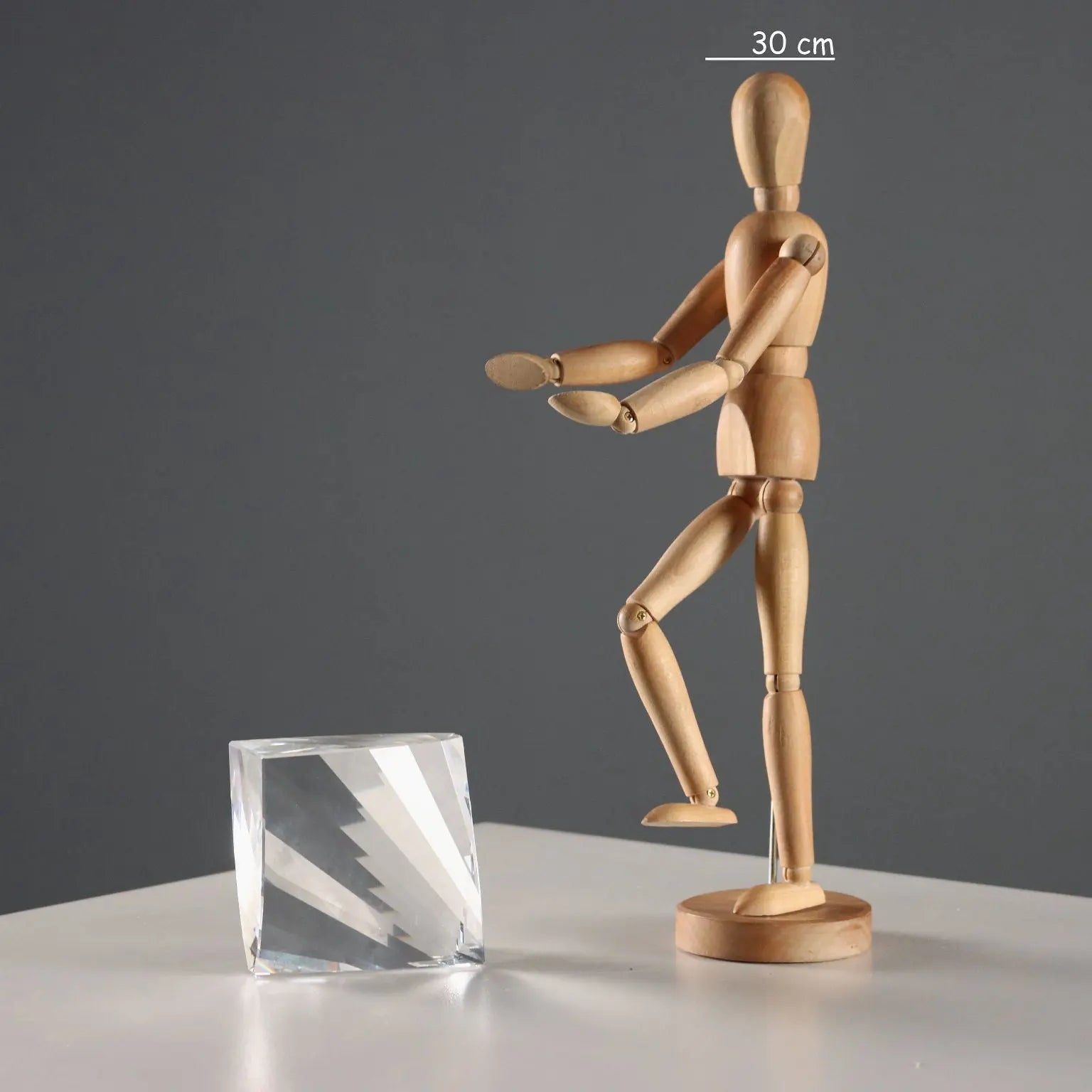Darko Paperweight in Swarovski Crystal