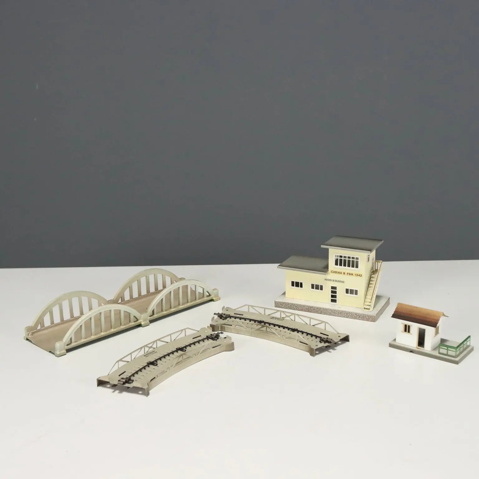 Marklin In-Scale Train with Accessories Germany 1950s-1960s
