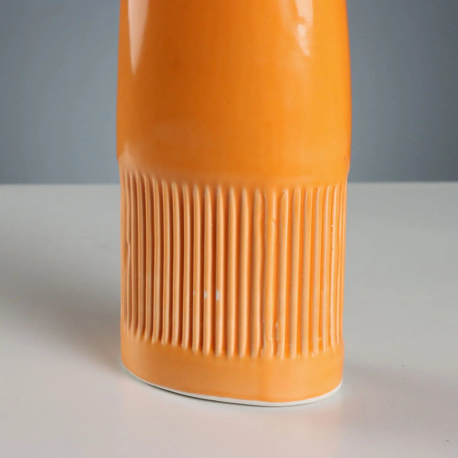 Vintage Pirelli Porcelain Lungavilla Glove Molds Italy 1980s