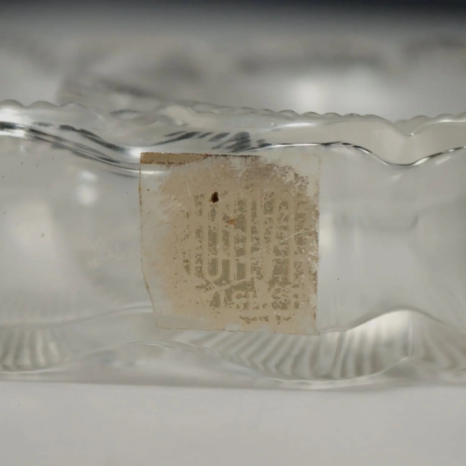 Perfume Bottle Lalique Paris Deux Fleurs France XX Century