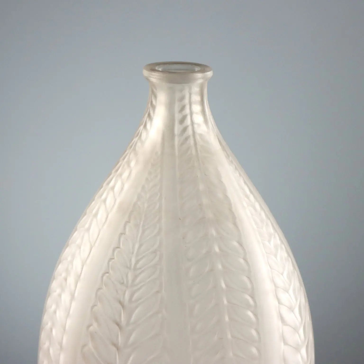 Vintage Vase Acacia Lalique Manufacture Glass France XX Century