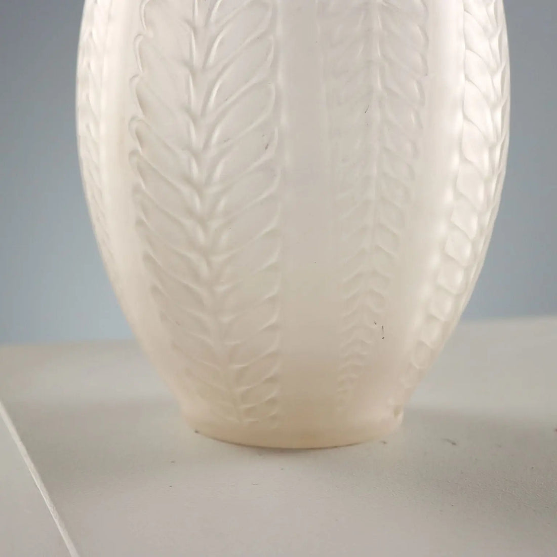 Vintage Vase Acacia Lalique Manufacture Glass France XX Century