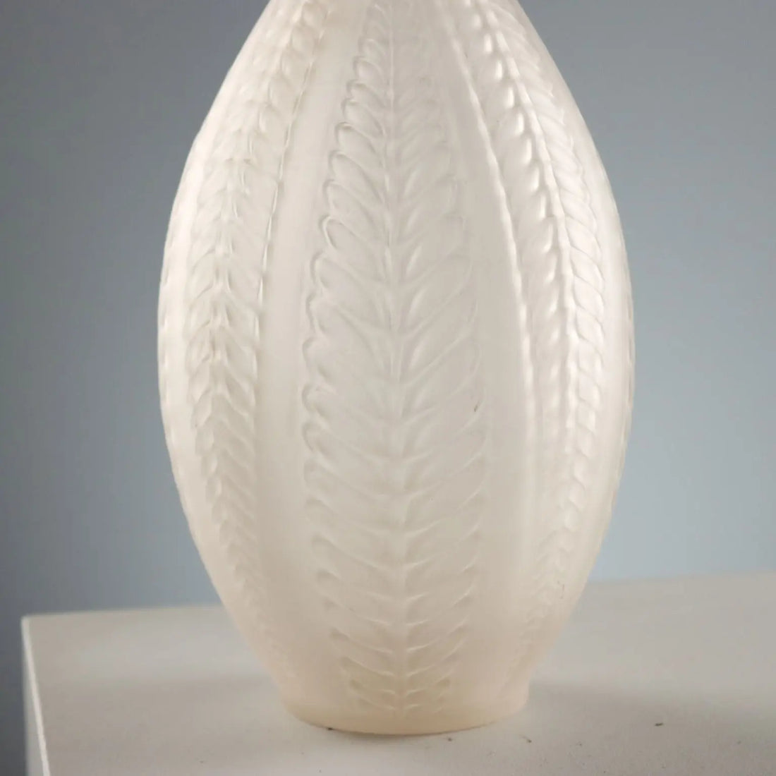 Vintage Vase Acacia Lalique Manufacture Glass France XX Century