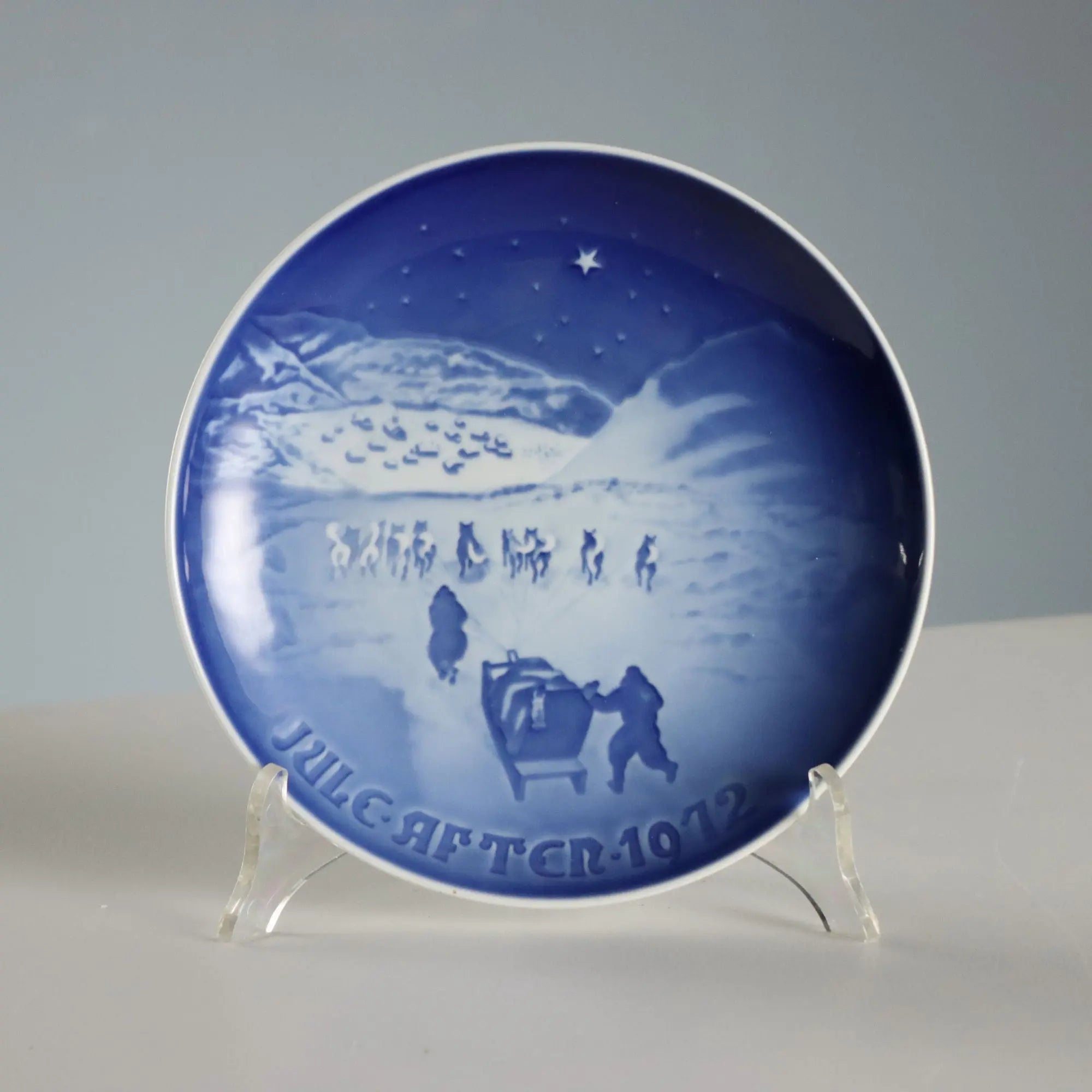 Set of 15 Bing & Grøndahl Copenhagen Plates Porcelain Denmark '900